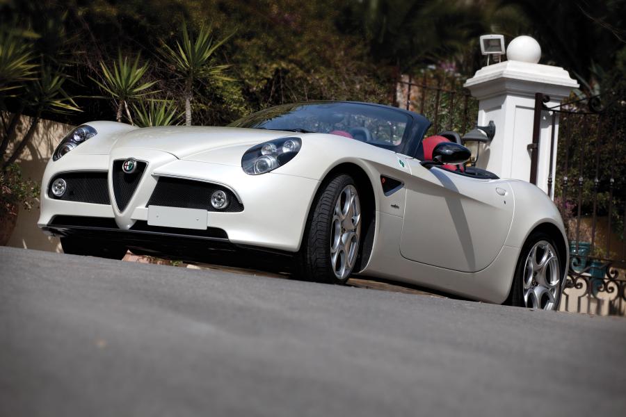  Alfa Romeo 8C Spider 2008 года  (фото 5 из 46)